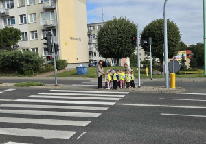 Dzieci poznają zasady ruchu drogowego