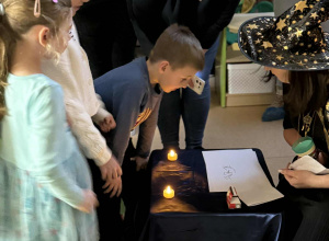 Wieczór Wróżb Andrzejkowych w grupie Pszczółek