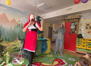 Teatrzyk w przedszkolu - "Czerwony Kapturek i leśna zagadka"