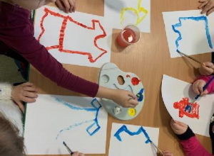 Promyczki projektują suknię Kopciuszka