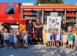 Jagódki i spotkanie ze Strażą Pożarną w ogrodzie przedszkolnym