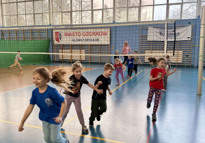 Zajęcia WF- berek po liniach